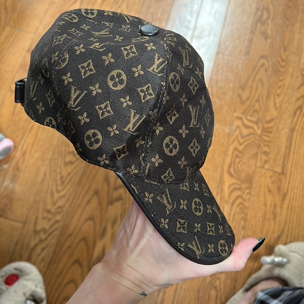 Louis Vuitton Hat